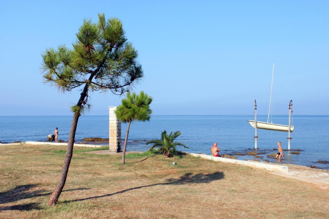 With A Parking Space - 6994 * Umag