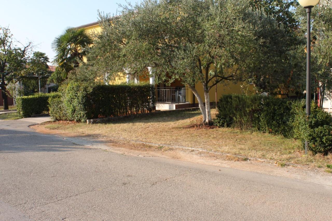 With A Parking Space - 6994 Apartman Umag